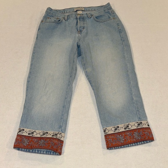 LONDONJEAN Denim - Vintage London Women’s Light Wash High Rise Cotton Cropped Jeans Size 4
